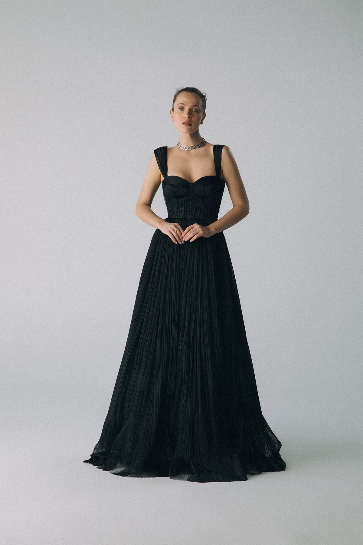 BELDI – Kristal Taş İşlemeli Drape Detaylı Tül Elbise