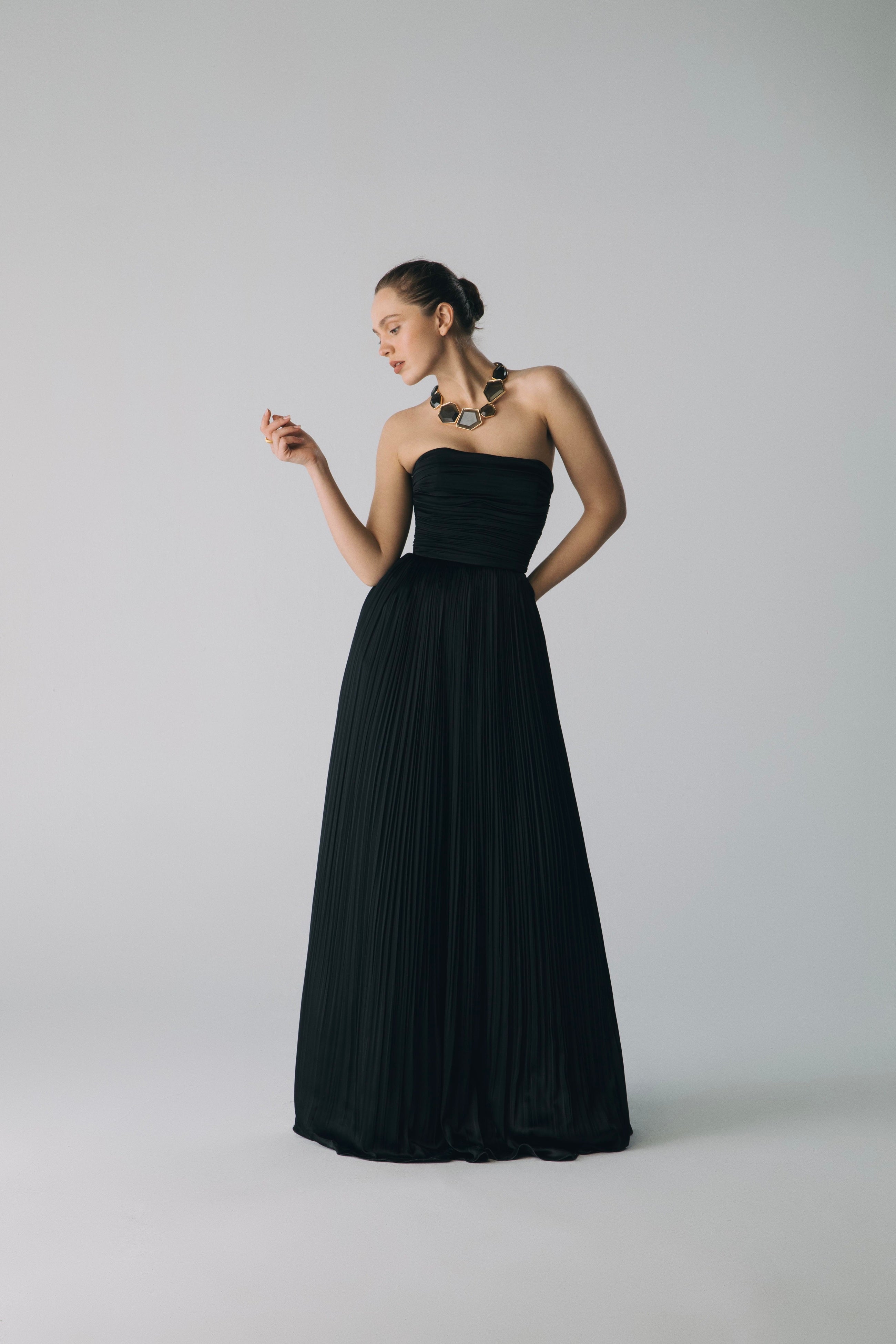 SIA – Drape Detaylı Straplez Uzun Elbise